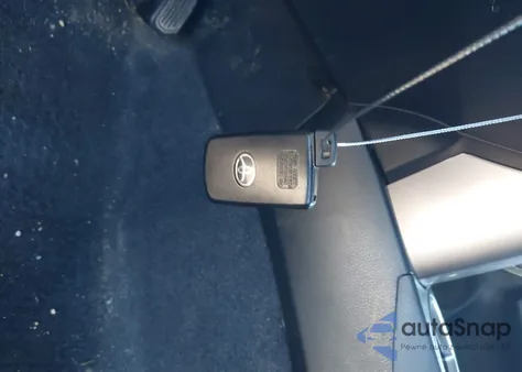 2018 Toyota Rav4 Xle z USA, uszkodzony, nr VIN JTMRFREVXJJ179559